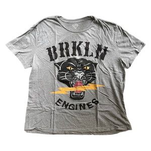 Roebuck & Co. Gray Plus Size T-Shirt XXL